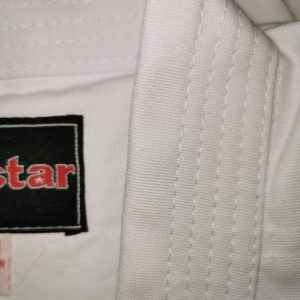 Train and compete in the Ring Star Heavy Weight Karate Gi. Durable 16 oz fabric with a Japanese cut provides comfort, mobility, and lasting quality.